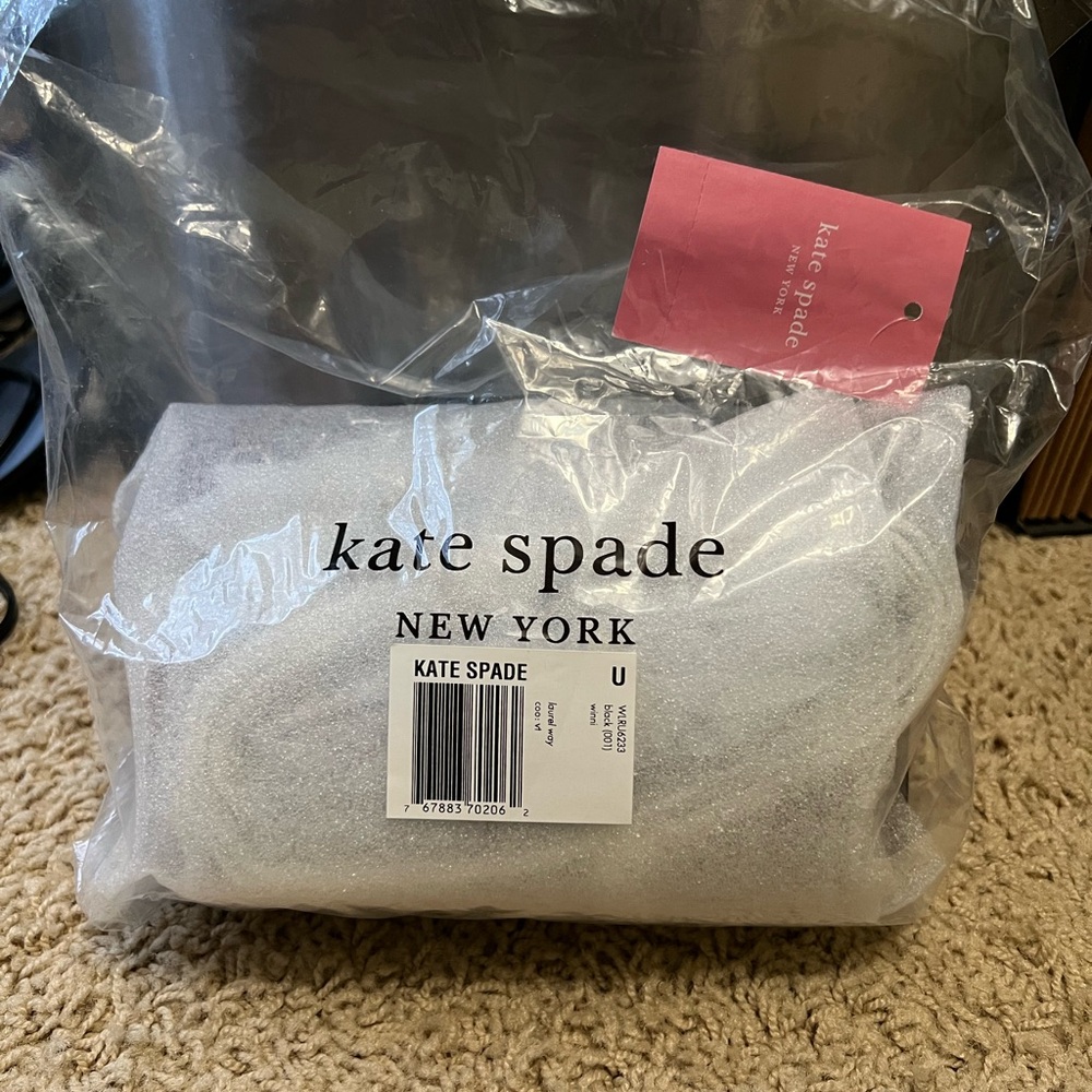 NWT
Kate Spade Laurel Way Winni Crossbody Bag Dusk City